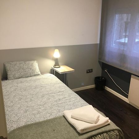 Appartement Apartamento Manuela Sancho à Saragosse Extérieur photo