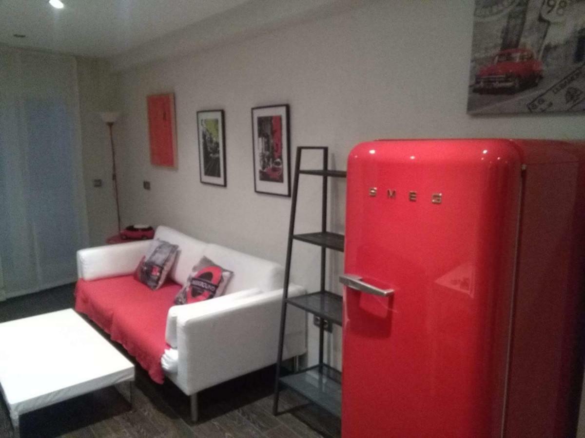 Appartement Apartamento Manuela Sancho à Saragosse Extérieur photo